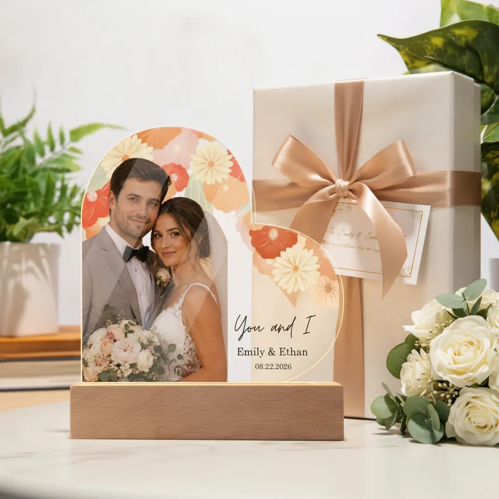 Personalized Floral Wedding Acrylic Heart Plaque – Custom Bride & Groom Photo Gift, Wedding Anniversary Keepsake with Names & Date