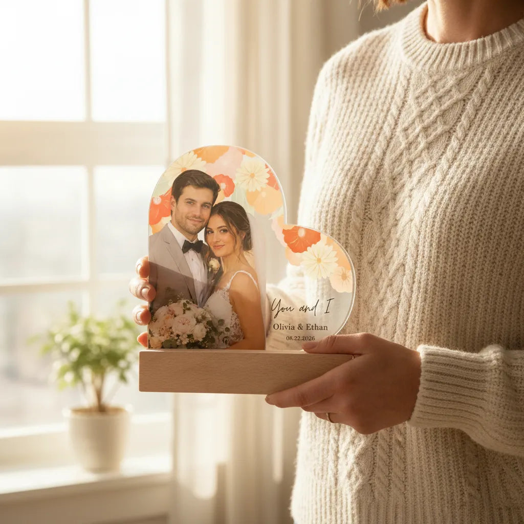 Personalized Floral Wedding Acrylic Heart Plaque – Custom Bride & Groom Photo Gift, Wedding Anniversary Keepsake with Names & Date